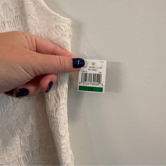 Women’s new Van Heusen white Embellished Sleeveless Tank Top size large L - Picture 3 of 4